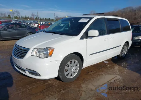 2016 Chrysler Town & Country Touring from USA, damaged, VIN 2C4RC1BGXGR147764